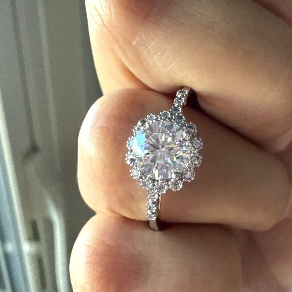 1CT Moissanite Halo Ring D Color 18K White Gold S925 Size 9